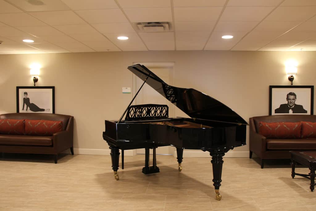 Lewisville Gallery piano 238h